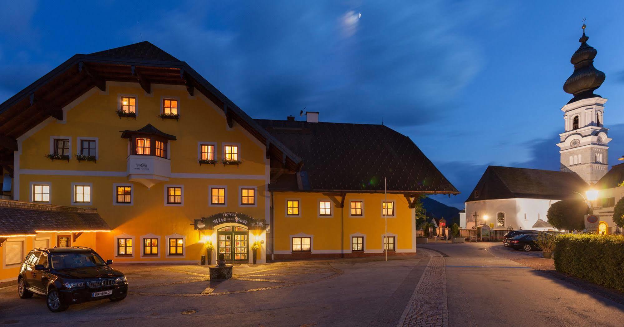 Hotel Alte Post Файстенау Экстерьер фото